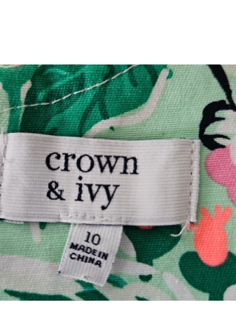 Crown & Ivy sleeveless shift dress features a green floral and bunny Size 10 - Picture 6 of 11
